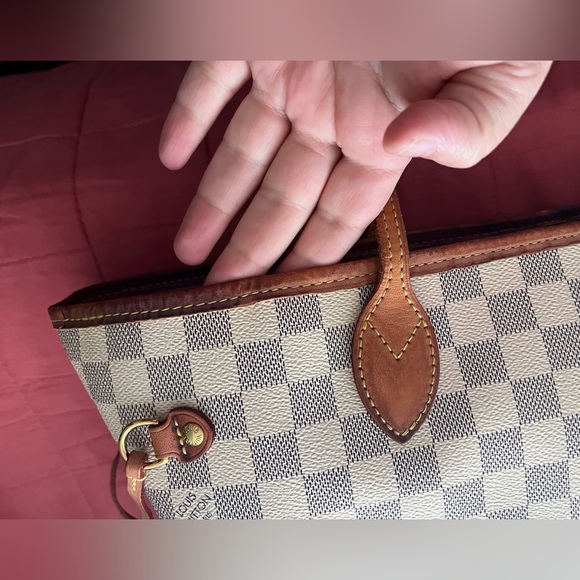 Louis Vuitton Neverfull MM - Picture 5 of 16